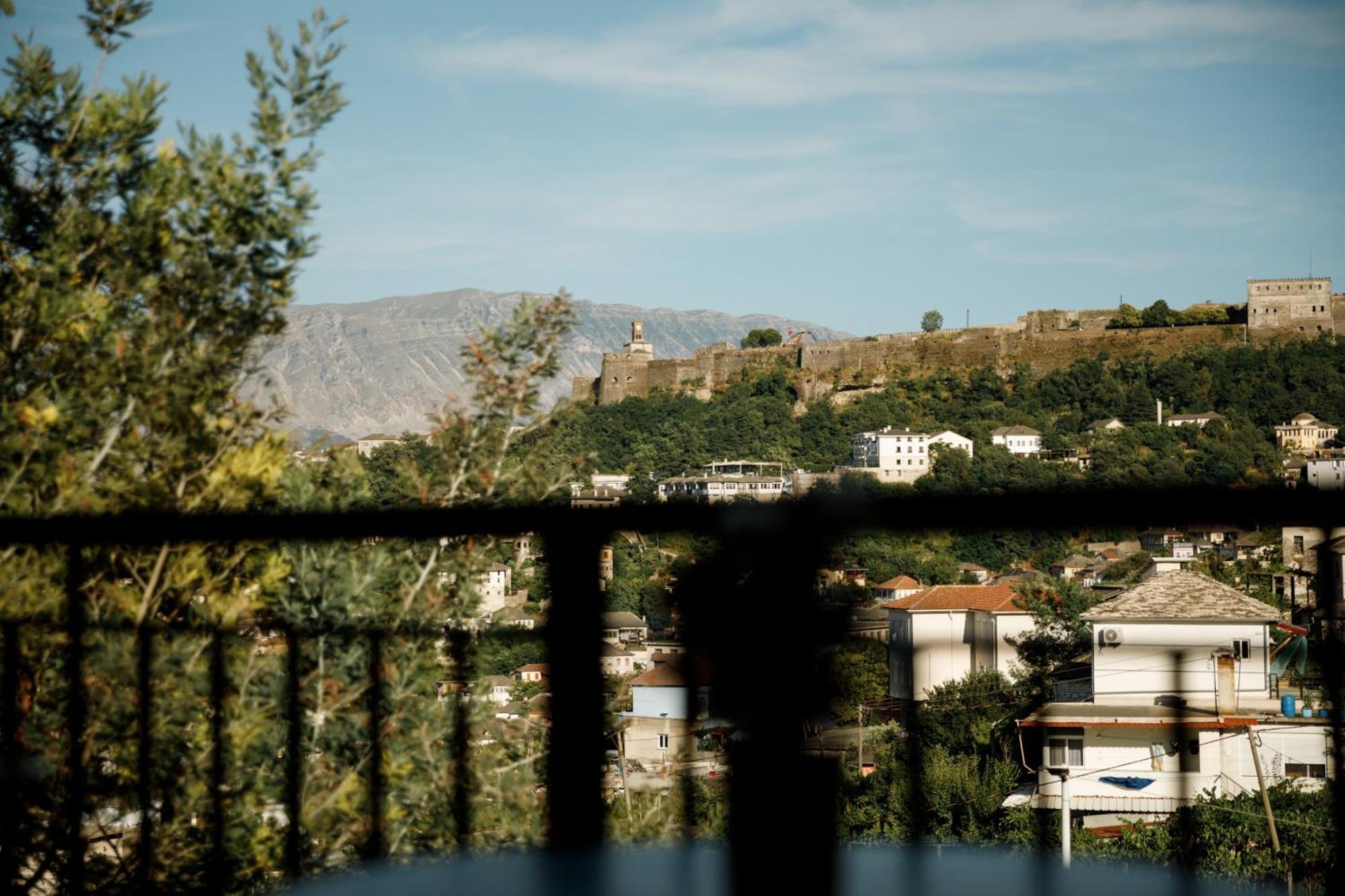 Vila Agimi 65 Gjirokastër Eksteriør bilde